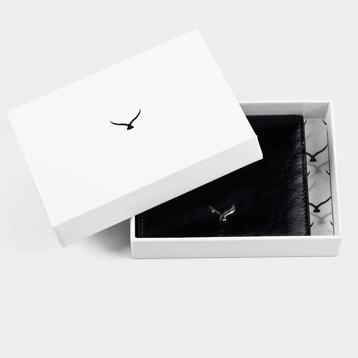 Hakiki Deri Kadın Zarif Kartlıklı Cüzdan - Siyah